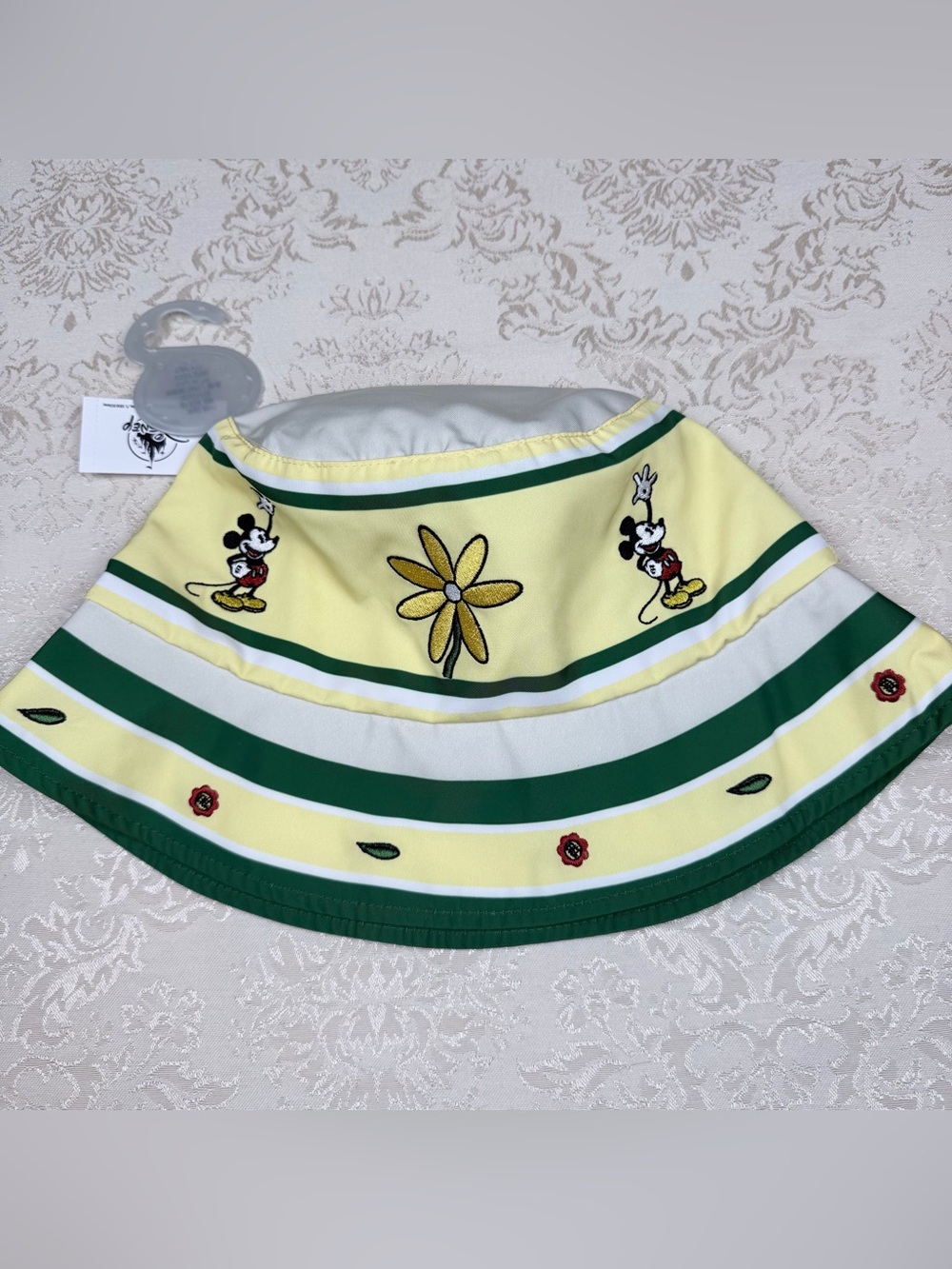 NWT Disney Parks Bucket Hat, Mickey Mouse, Flowers, Rain Resistant